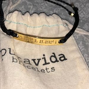 black coordinate charm pura vida bracelet